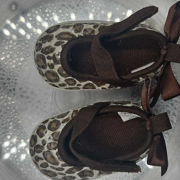 H Newborn 3 To 6 Mos Cheetah Sparkly Cute Mary Janes - Picture 8 of 8